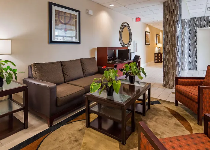 Best Western Airport Inn & Suites Cleveland