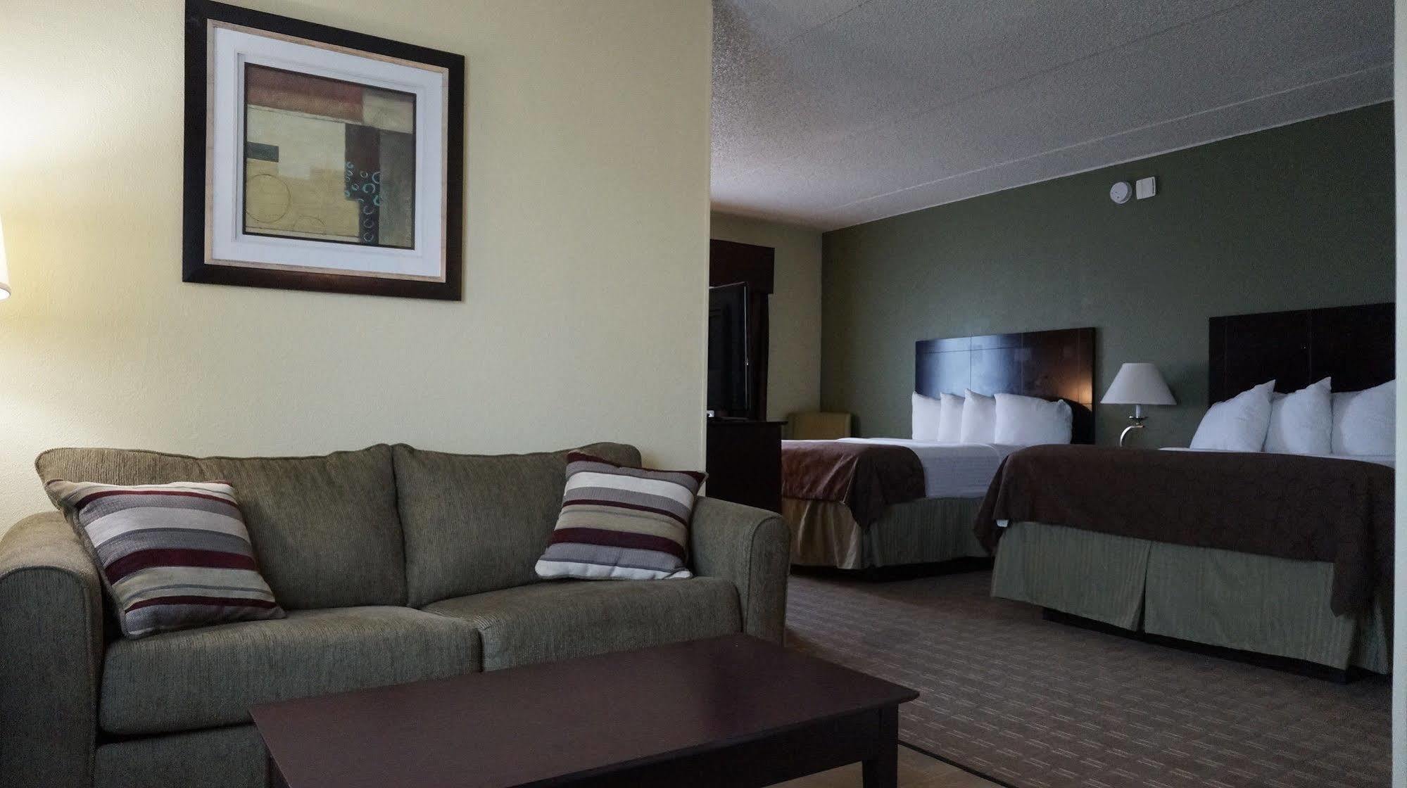 Western Airport & Cleveland Hotel